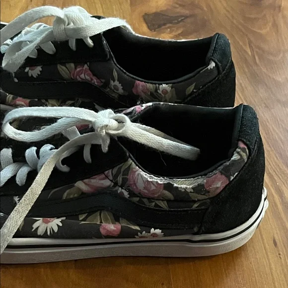 Vans Black and Pink Floral Shoes - Picture 5 of 8